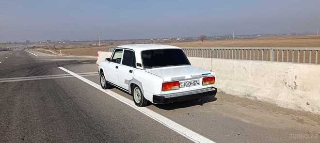 LADA (VAZ) 2107-2
