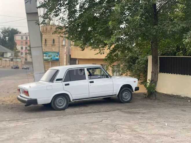 LADA (VAZ) 2107-4