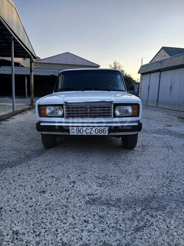 LADA (VAZ) 2107-1