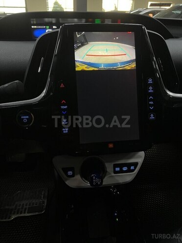 Toyota Prius-9
