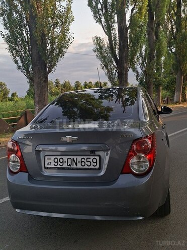 Chevrolet Aveo-7