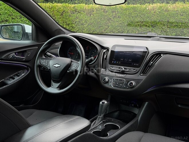Chevrolet Malibu-15