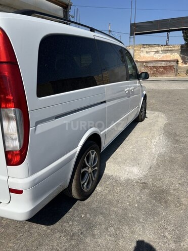Mercedes Viano-7