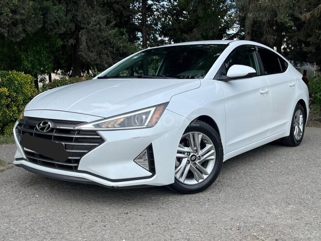 Hyundai Elantra-10