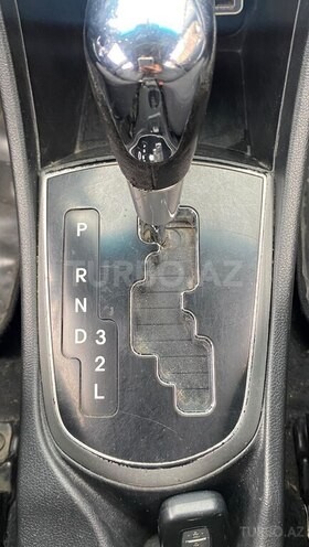 Hyundai Accent-3