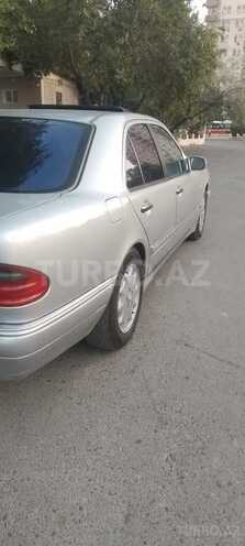 Mercedes E 230-15