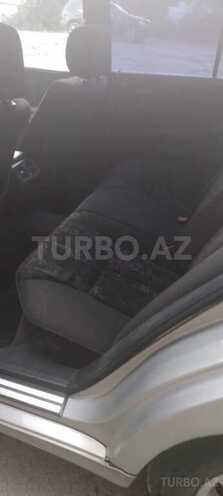 Mercedes E 230-11