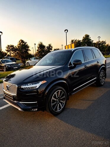 Volvo XC90-2