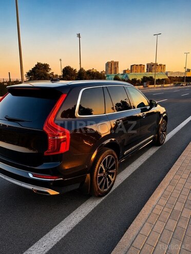Volvo XC90-4