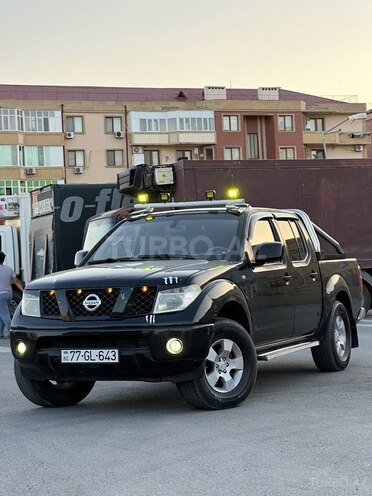 Nissan Navara-1