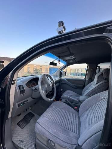 Nissan Navara-6