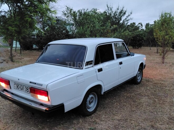 LADA (VAZ) 2107-9