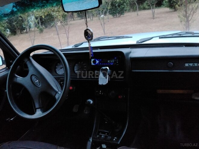 LADA (VAZ) 2107-15
