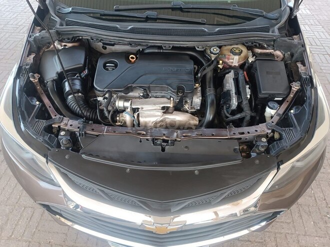 Chevrolet Cruze-5