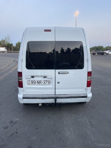 Ford Tourneo Connect-2