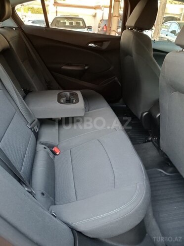 Chevrolet Cruze-19