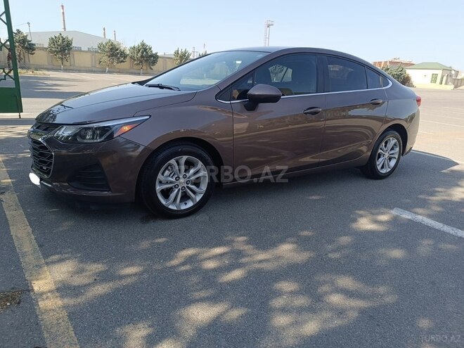 Chevrolet Cruze-11