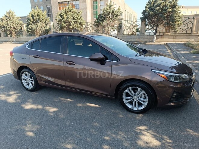 Chevrolet Cruze-15