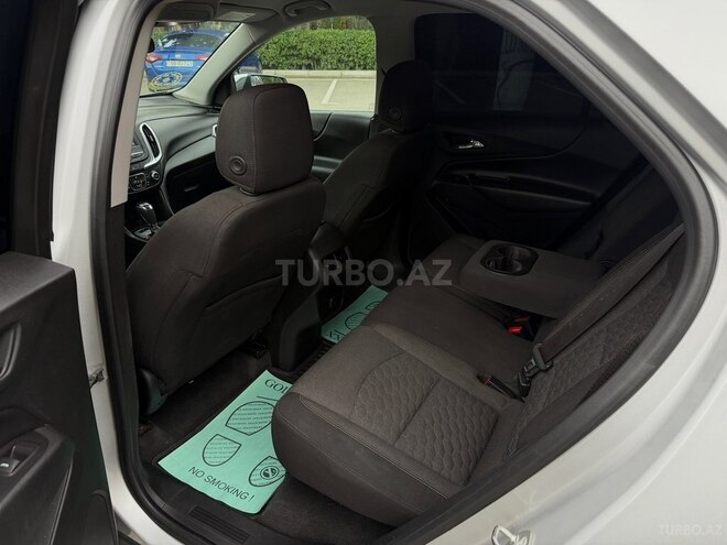 Chevrolet Equinox-12