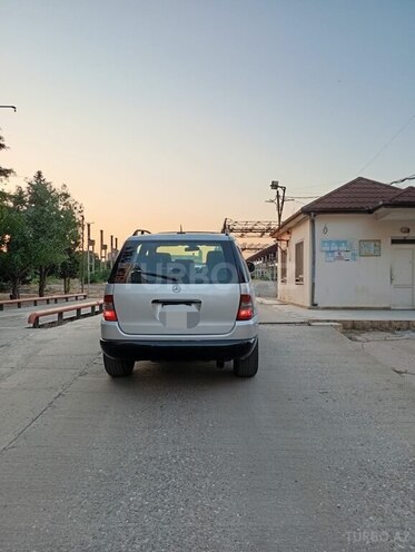 Mercedes ML 430-6