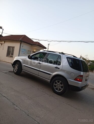Mercedes ML 430-3