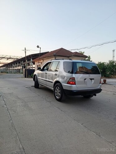 Mercedes ML 430-5