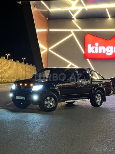 Nissan Navara-11