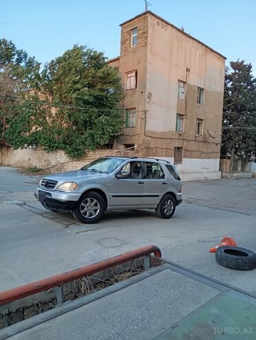 Mercedes ML 430-7