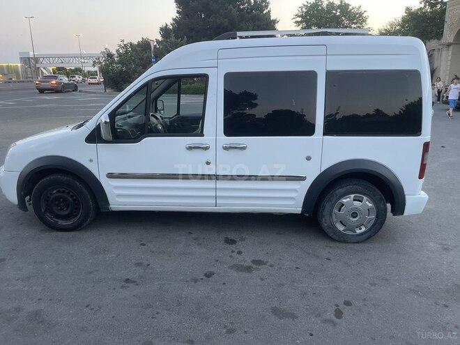 Ford Tourneo Connect-3