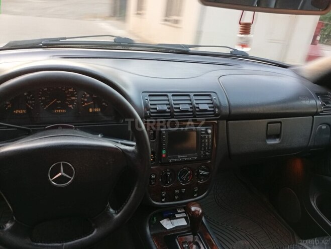 Mercedes ML 430-13