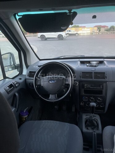 Ford Tourneo Connect-5