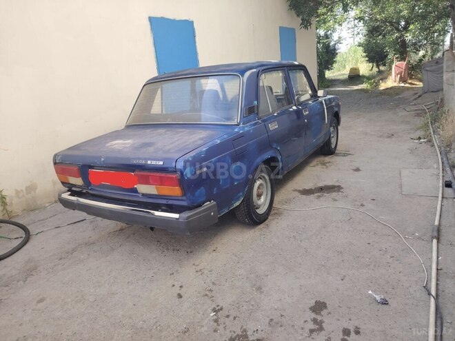 LADA (VAZ) 2107-2