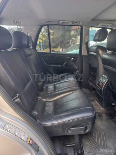 Mercedes ML 320-7