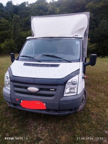 Ford Transit-1