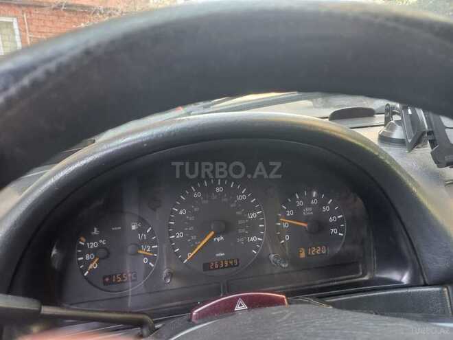 Mercedes ML 320-9