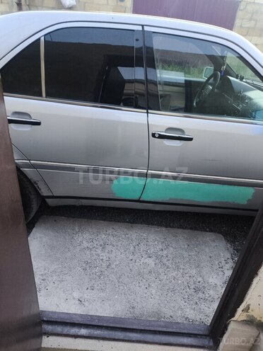 Mercedes C 180-5