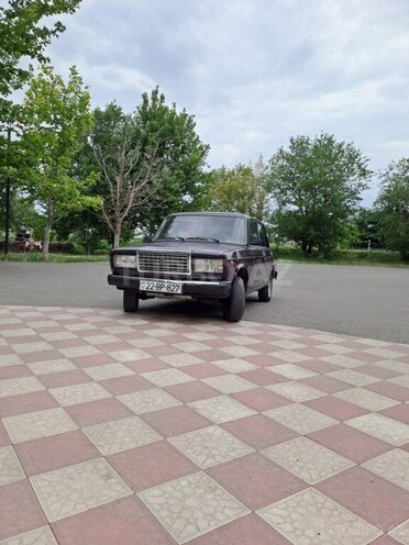 LADA (VAZ) 2107-1