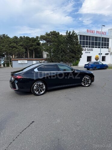 BMW 530-3