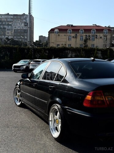 BMW 325-4