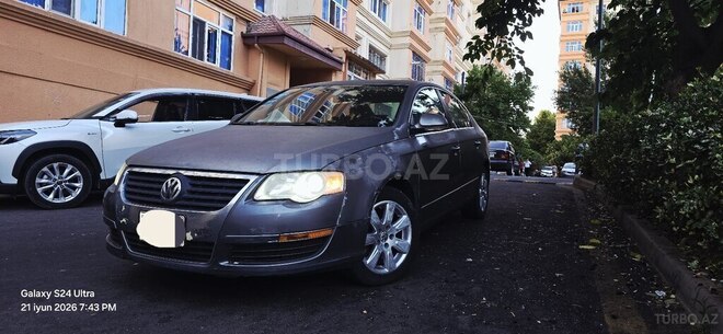Volkswagen Passat-1