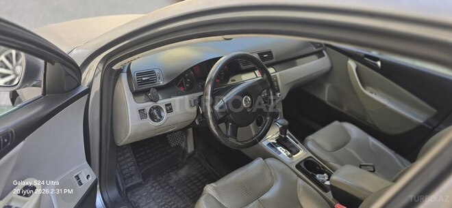 Volkswagen Passat-16