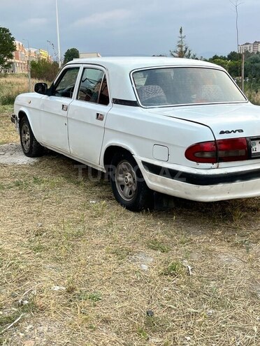 GAZ 3110 "Volga"-8