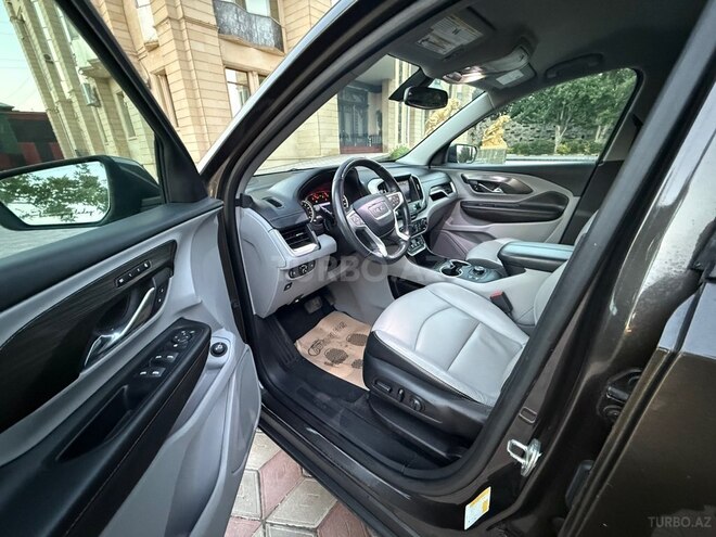 GMC Terrain-12