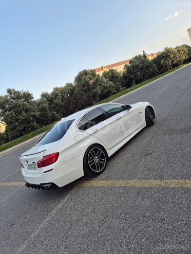 BMW 528-11