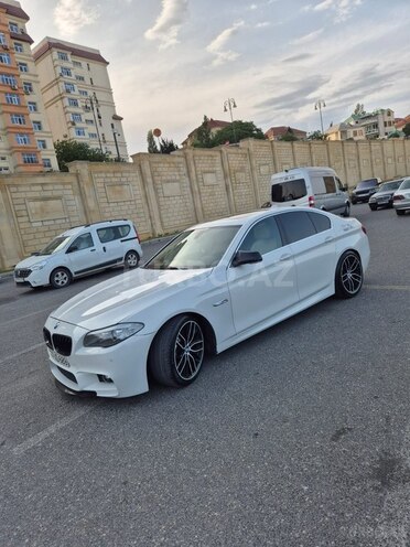 BMW 528-2
