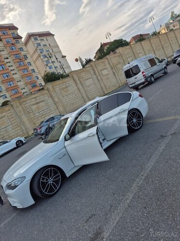 BMW 528-15