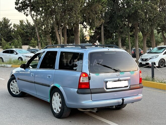 Opel Vectra-6
