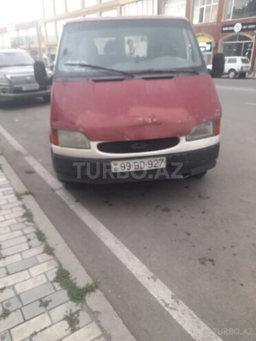 Ford Transit-1