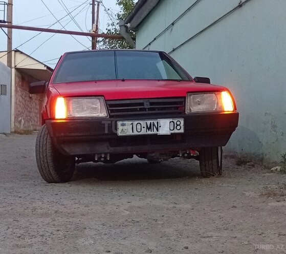 LADA (VAZ) 2108-1