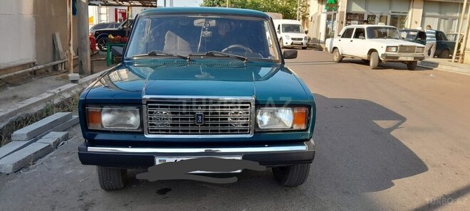 LADA (VAZ) 2107-1